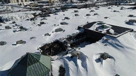 Part of mall roof in Minnesota collapses under heavy snow